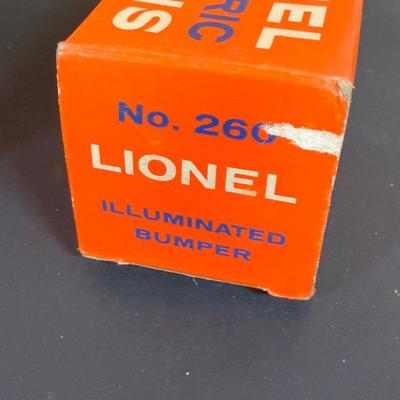 LOT 143D: Vintage Lionel Tracks, Trestles, No 356 Freight Station & More