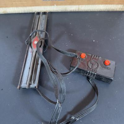 LOT 143D: Vintage Lionel Tracks, Trestles, No 356 Freight Station & More