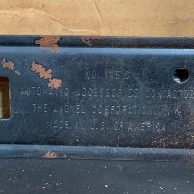 LOT 143D: Vintage Lionel Tracks, Trestles, No 356 Freight Station & More