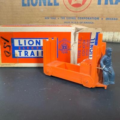 LOT 143D: Vintage Lionel Tracks, Trestles, No 356 Freight Station & More