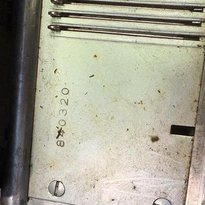 LOT 144L: Vintage Silver Reed Knitting Machine 840320