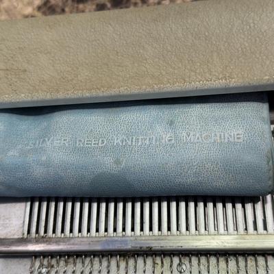 LOT 144L: Vintage Silver Reed Knitting Machine 840320