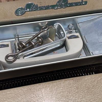 LOT 144L: Vintage Silver Reed Knitting Machine 840320