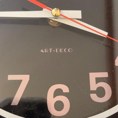 LOT 162K: Mom’s Bar & Grill Art Deco Clock, Beer Sign, Ceramic Drinking Gnome & Pirate Mug