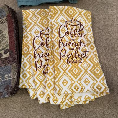 LOT 163K: Coffee Themed Home Decor