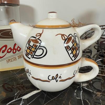 LOT 163K: Coffee Themed Home Decor