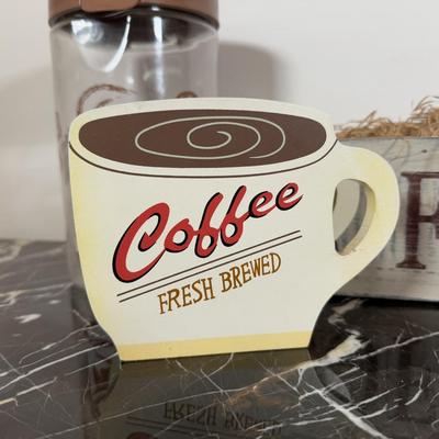 LOT 163K: Coffee Themed Home Decor