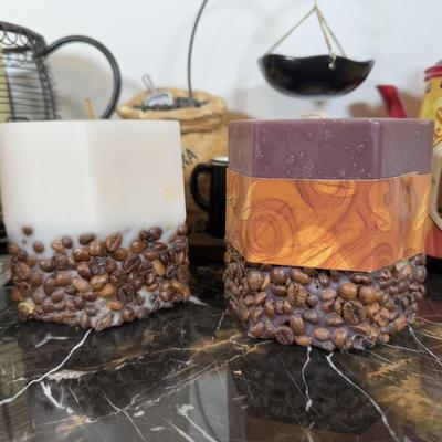 LOT 165K: Coffee Candles, Home Decor & Trivets