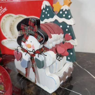 LOT 168K: Porcelain Ware 12 pc Christmas Dinner Set & Bowls w/ Gingerbread Platter & Wooden Coaster Set