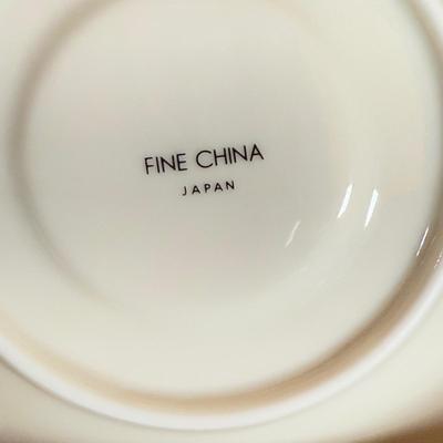 LOT 168K: Porcelain Ware 12 pc Christmas Dinner Set & Bowls w/ Gingerbread Platter & Wooden Coaster Set