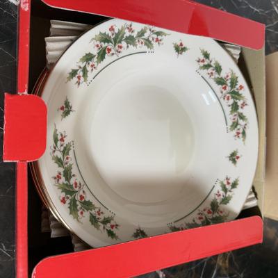 LOT 169D: Porcelain Ware 12 pc Christmas Dinner Set & Bowls w/ Holly Yuletide Serving Utensils & More