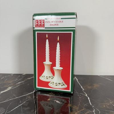 LOT 170D: Porcelain Ware 12 pc Christmas Dinner Set, Bowls, Candlesticks