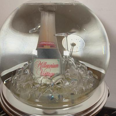 LOT 171K: Mr. Christmas Happy New Year Champagne Bucket Snow Globe & Christmas Tree Rocks Glasses