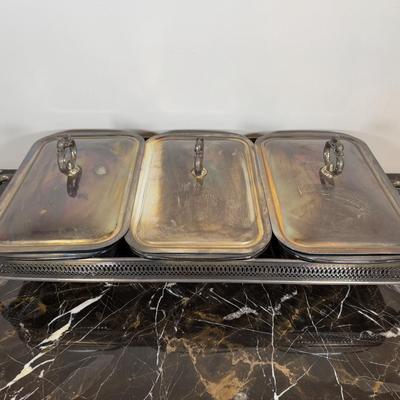 LOT 173K: Marinex Serving Dishes