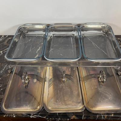 LOT 173K: Marinex Serving Dishes