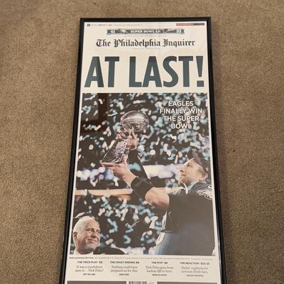 LOT 174D: Eagles Christmas Collection - White 42” Tree w/ Football Or aments, Snowglobe, Santa Hat & More