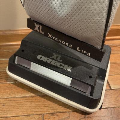 LOT 177H: Oreck XL Vacuum Model XL2800H2