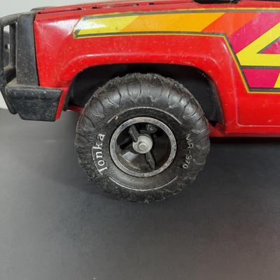 LOT 178D: 1979 Tonka Big Duke 4x4 Metal Pickup Truck