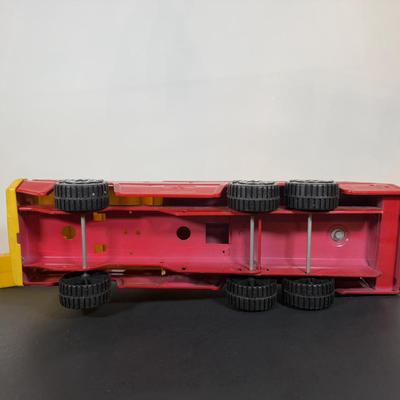 LOT 180D: 1970s Tonka Firetruck