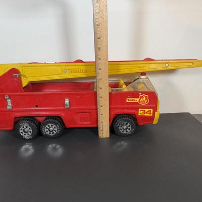 LOT 180D: 1970s Tonka Firetruck