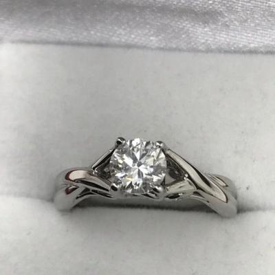 14 k Gold diamond ring