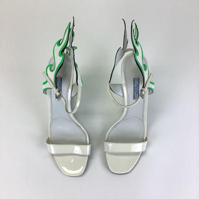 101 PRADA Flame Patent Leather Green and White Sandals Size 40 1/2