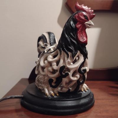 Rooster Design Accent Lamp- Approx 6 1/2" Tall