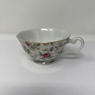Lefton Hostess Snack Set of 4 Tea Cups & Plates