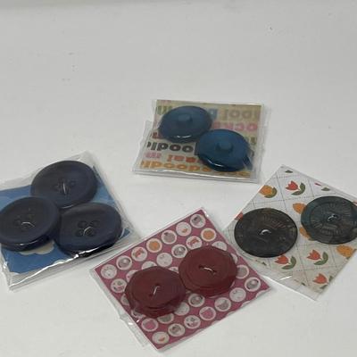 Vintage Buttons, Covers & Bead String