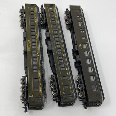 17 N Gauge Train Cars & One Engine