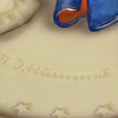 1972 Annual M.J. Hummel Collector Plate