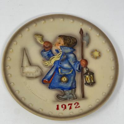 1972 Annual M.J. Hummel Collector Plate