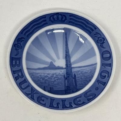 Royal Copenhagen Plaquettes & More