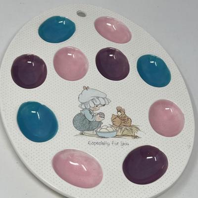 Precious Moments Deviled Egg Plate & Spa Day Figure
