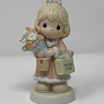 Precious Moments Deviled Egg Plate & Spa Day Figure