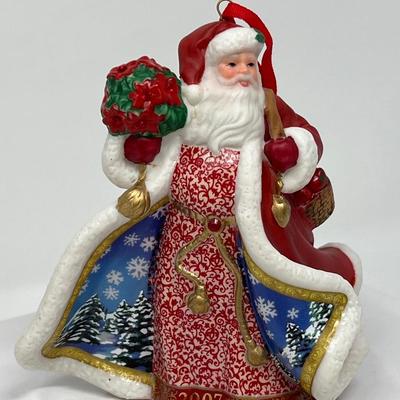 2007 Danbury Mint Santa Ornament
