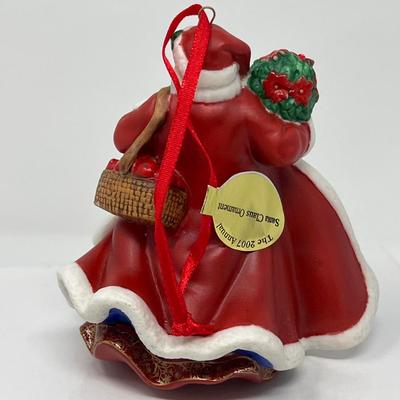 2007 Danbury Mint Santa Ornament