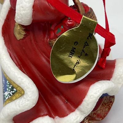 2007 Danbury Mint Santa Ornament