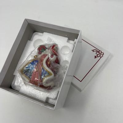 2007 Danbury Mint Santa Ornament
