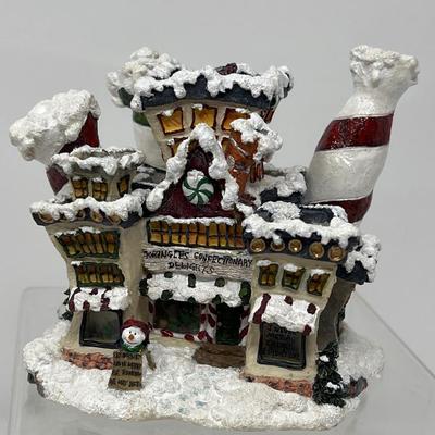 2002 Boyds Villages Kringle’s Confectionary & Mooselfluff’s Ski Chalet