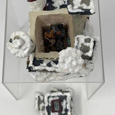 2002 Boyds Villages Kringle’s Confectionary & Mooselfluff’s Ski Chalet