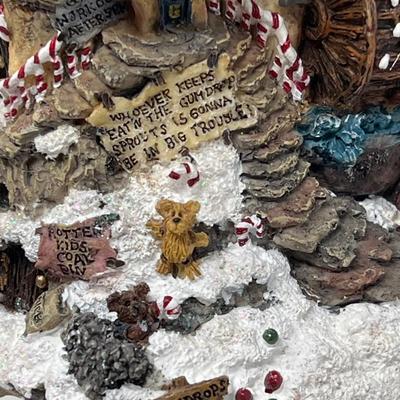 Boyds Bearly Built Hoofer Hall Reindeer Dorm & Elves B Us Workshop Village Houses
