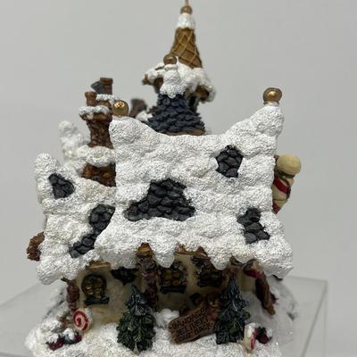 Boyds Village North Pole Hospital - 2001