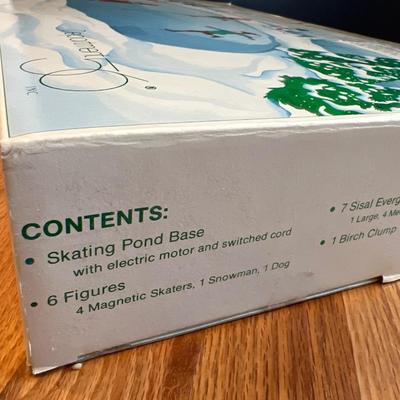 Department 56 Village Skating Pond in Original Box