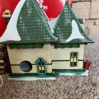 Department 56 Elsie’s Gingerbread House North Pole Series 1998