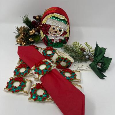 Sequin Raggedy Ann Satin Box & 16 Festive Napkin Holders