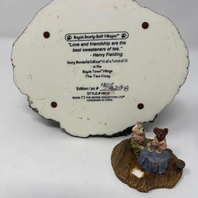 Four Boyds Bearstown Houses & Townsbear Figures