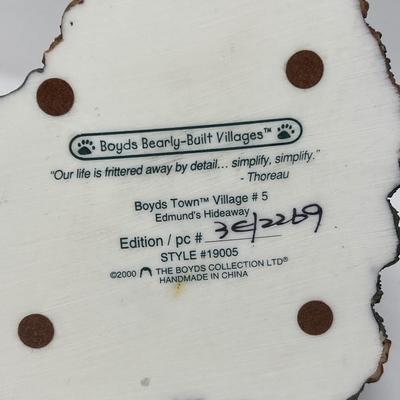 Four Boyds Bearstown Houses & Townsbear Figures