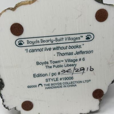 Four Boyds Bearstown Houses & Townsbear Figures
