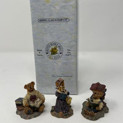 Four Boyds Bearstown Houses & Townsbear Figures